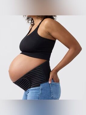 NWOT Ingrid & Isabel Everyday Maternity Pregnancy Support Belt L/XL